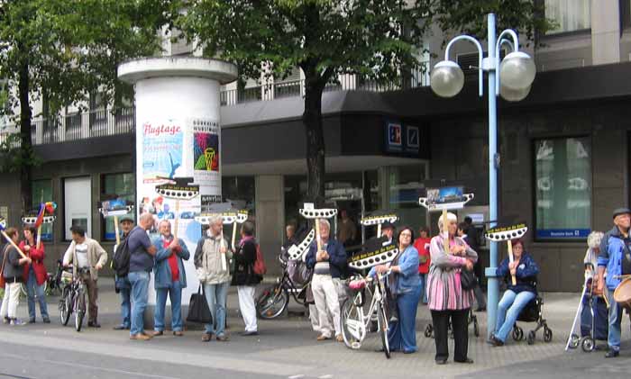 Demo des Friedensplenums Mannheim am Antikriegstag 2012