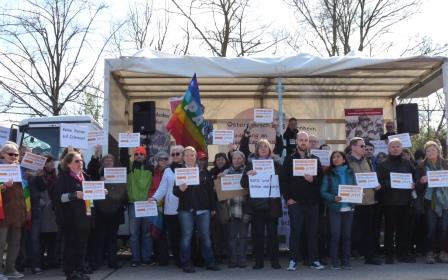 Ostermarsch-Teilnehmer in Mannheim fordern Abzug der A-Waffen aus Büchel